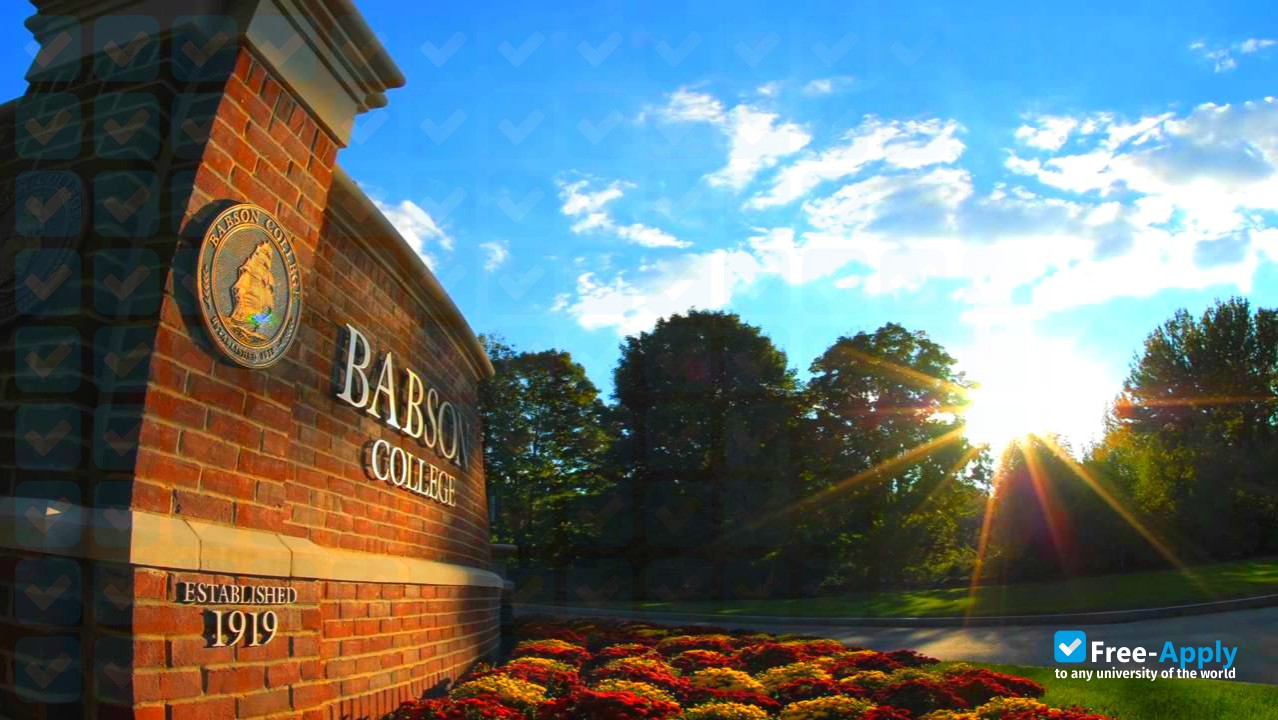 Babson College photo #3