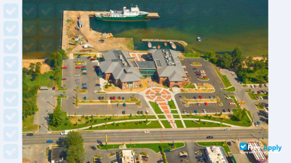 Northwestern Michigan College photo #4