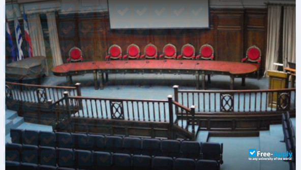 University of the Republic photo #7