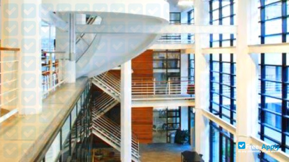 University of the Republic Faculty of Social Sciences photo #2