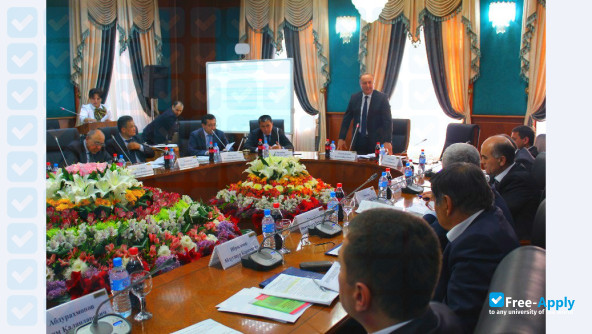 Banking and Finance Academy of Uzbekistan фотография №7