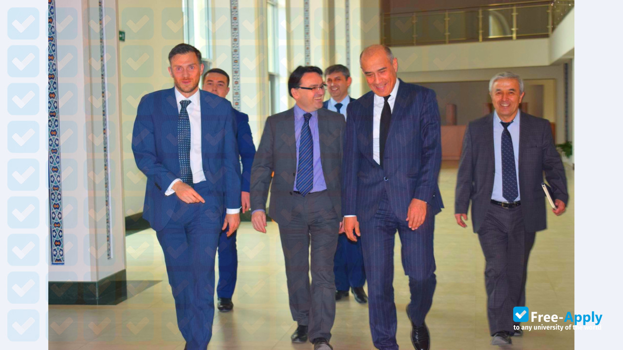 Tashkent State University of the Uzbek Language and Literature фотография №11