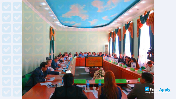 Tashkent State University of Economics photo #4