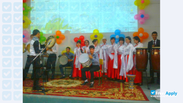 Photo de l’Samarkand State Institute of Foreign Languages #2