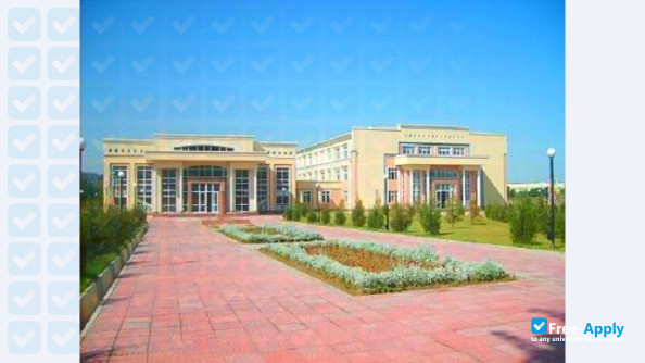 Foto de la Tashkent Medical Academy #2