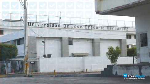 Foto de la Dr. José Gregorio Hernández University #4