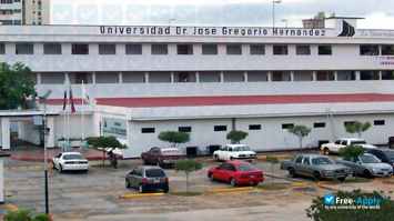 Foto de la Dr. José Gregorio Hernández University #5