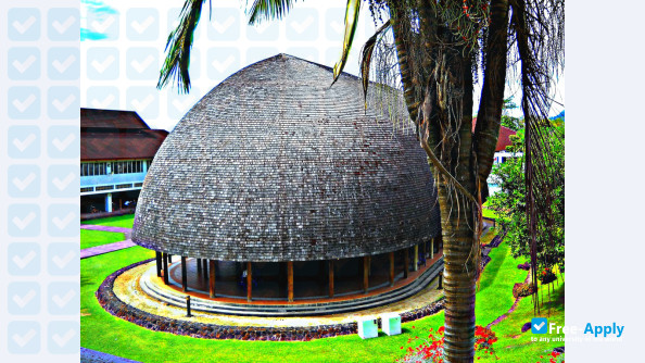 Foto de la National University of Samoa #2