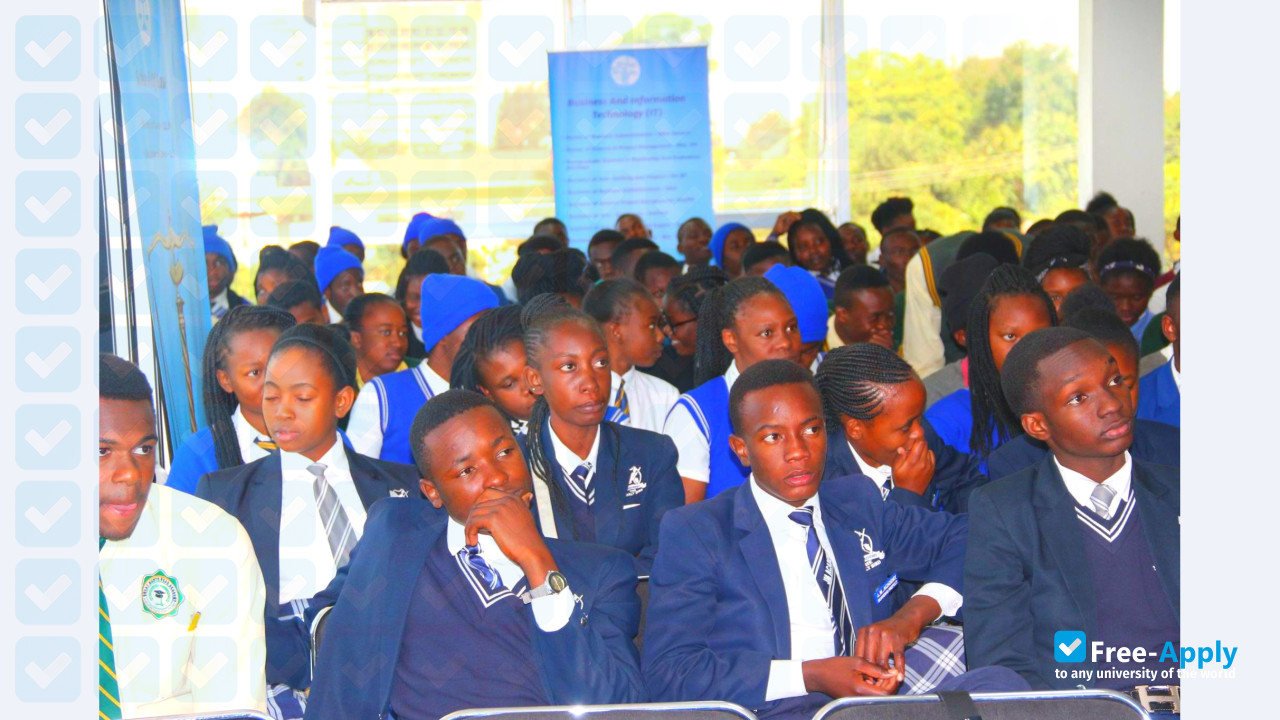 Cavendish University photo #10