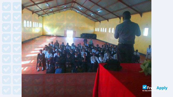 Cavendish University photo #20