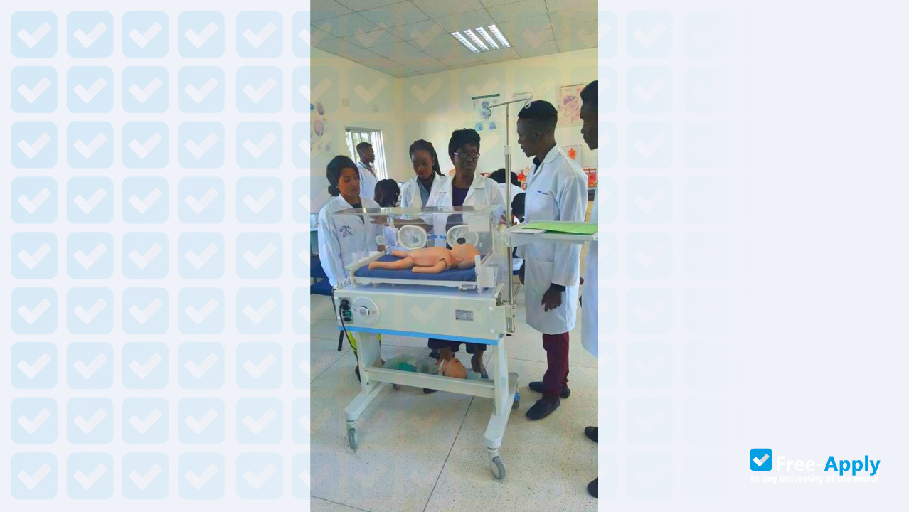 Cavendish University photo #14